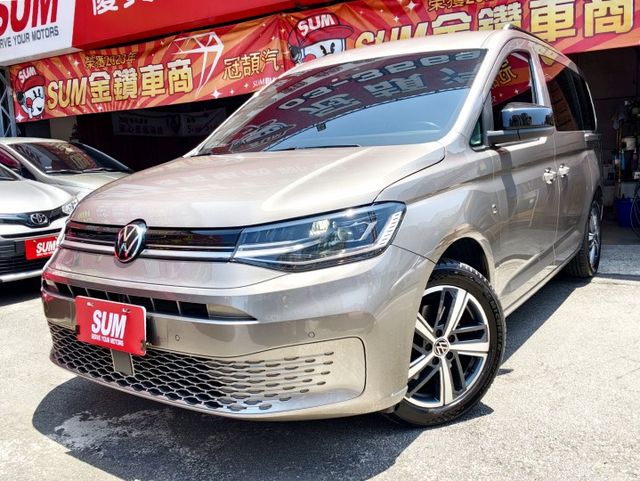 認證車 Life版 只跑2萬2 原廠4年保固中 全車美茲茲 媲美新車 現省50萬 0頭款 可全貸  第1張相片