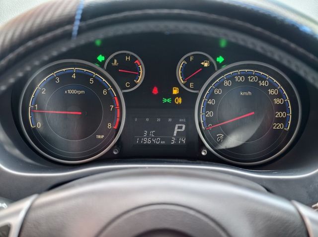認證車 日本原裝進口 跑少 車況讚 I-KEY DVD 跨界休旅車 座高視野好 好開好養又省油 最佳代步車首選  第10張相片