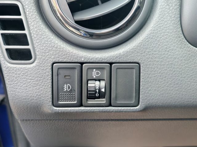 認證車 日本原裝進口 跑少 車況讚 I-KEY DVD 跨界休旅車 座高視野好 好開好養又省油 最佳代步車首選  第14張相片