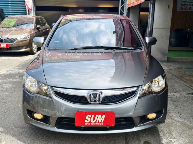 一手車庫車 前車主很顧車 車況很好 無待修 經典銷售冠軍車種 好開好養沒毛病 輕鬆擁有 代步車首選  第3張相片