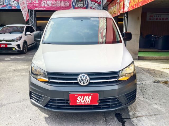 認證車 1.2 TSI 貨車版 稅金極省 油耗極低 好開沒毛病 工作的好幫手 0頭款 可全貸  第3張相片