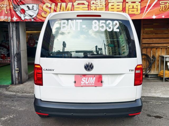 認證車 1.2 TSI 貨車版 稅金極省 油耗極低 好開沒毛病 工作的好幫手 0頭款 可全貸  第4張相片
