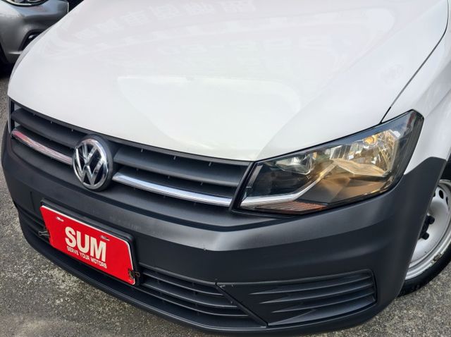 認證車 1.2 TSI 貨車版 稅金極省 油耗極低 好開沒毛病 工作的好幫手 0頭款 可全貸  第14張相片