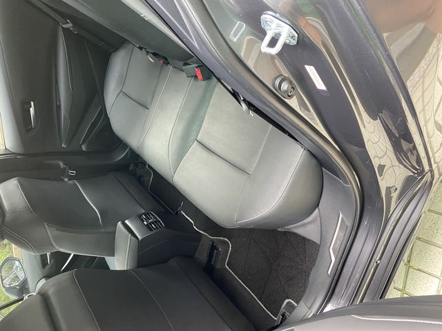 ALTIS 1.8  第9張相片