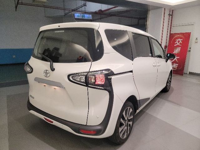 SIENTA 1.8  第5張相片