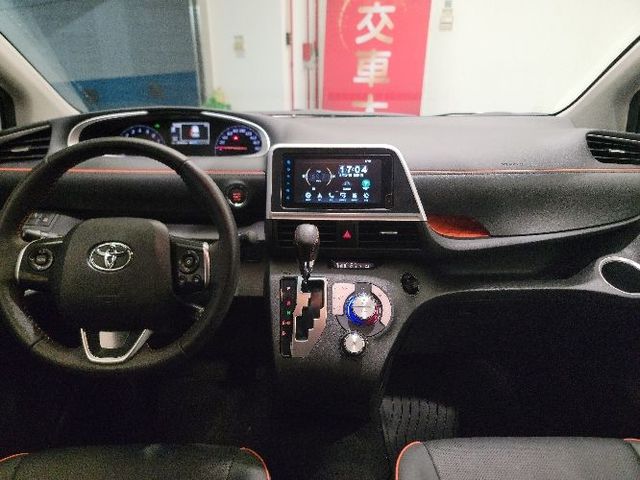 SIENTA 1.8  第7張相片