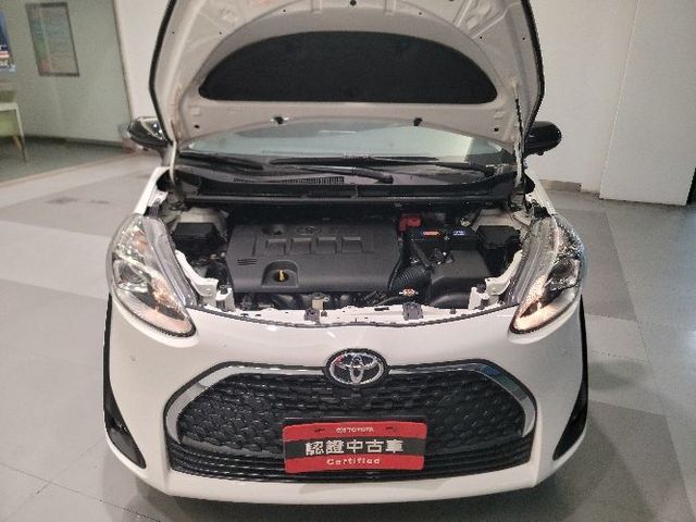 SIENTA 1.8  第10張相片