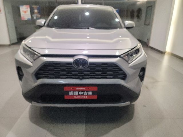 RAV4 2.0  第2張相片