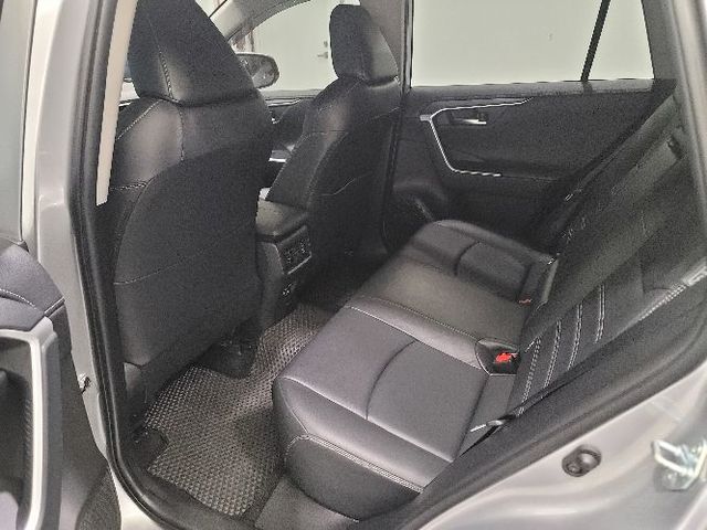 RAV4 2.0  第9張相片