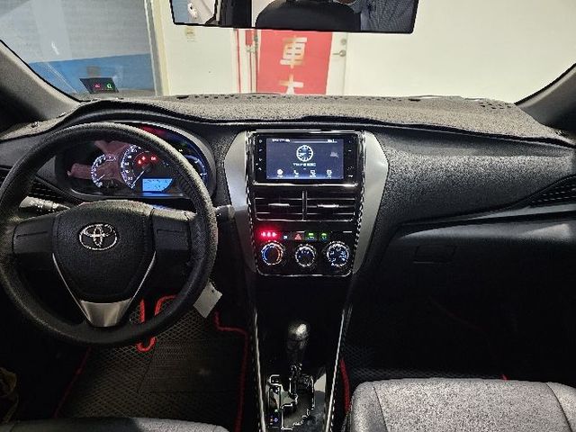 YARIS 1.5  第7張相片