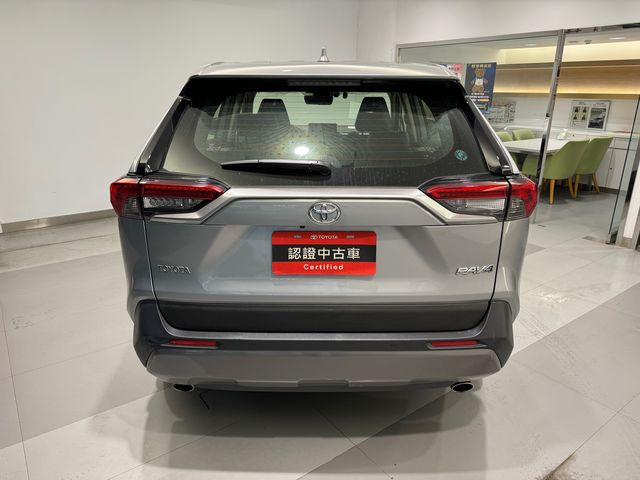 RAV4 2.0  第6張相片