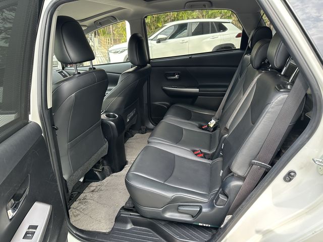 PRIUS α 1.8  第9張相片