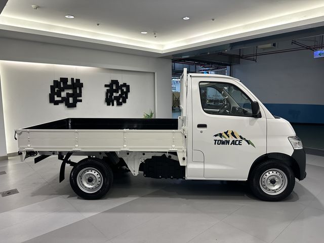 TOWN ACE 1.5  第4張相片
