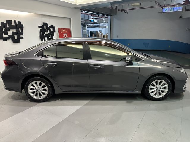 ALTIS 1.8  第4張相片