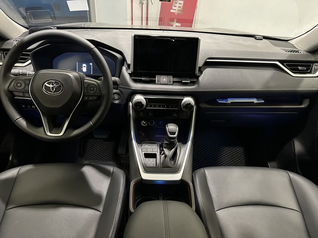 RAV4 2.0  第7張相片