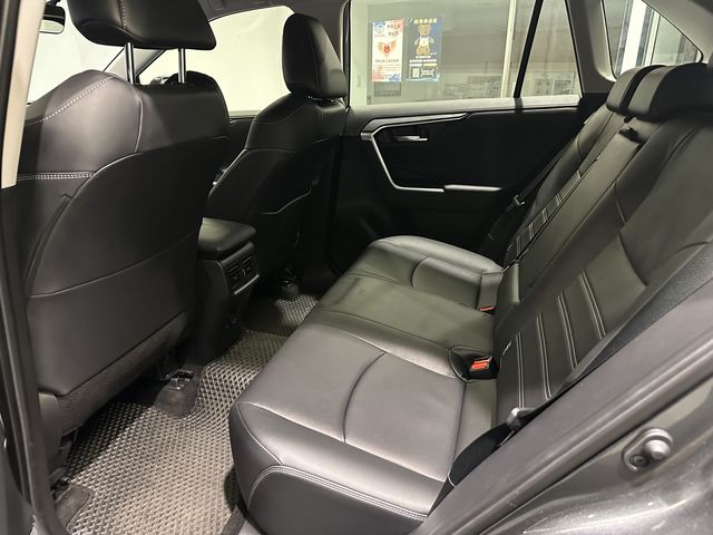 RAV4 2.0  第9張相片