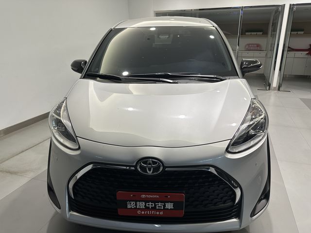 SIENTA 1.5  第2張相片