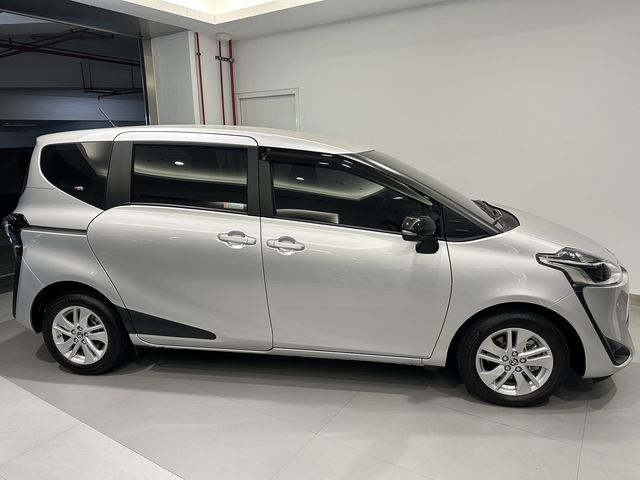 SIENTA 1.5  第4張相片