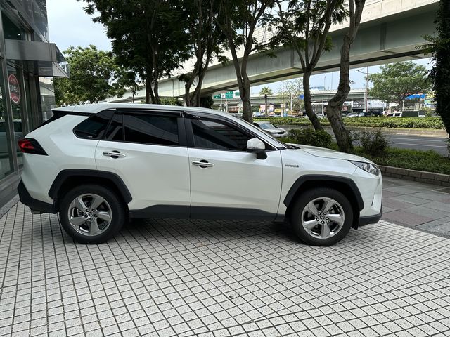 RAV4 2.5 HV  第4張相片