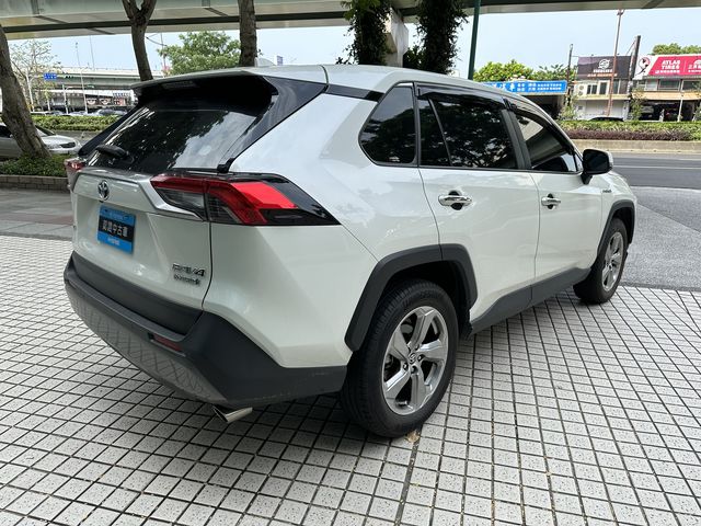 RAV4 2.5 HV  第5張相片