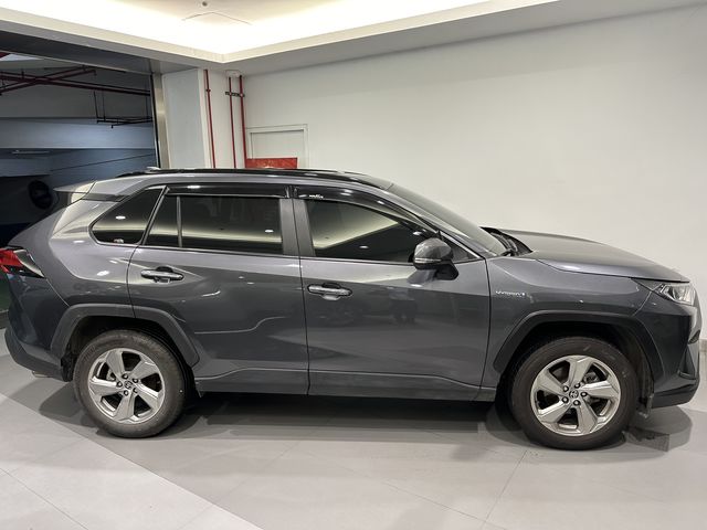 RAV4 2.5 HV  第4張相片