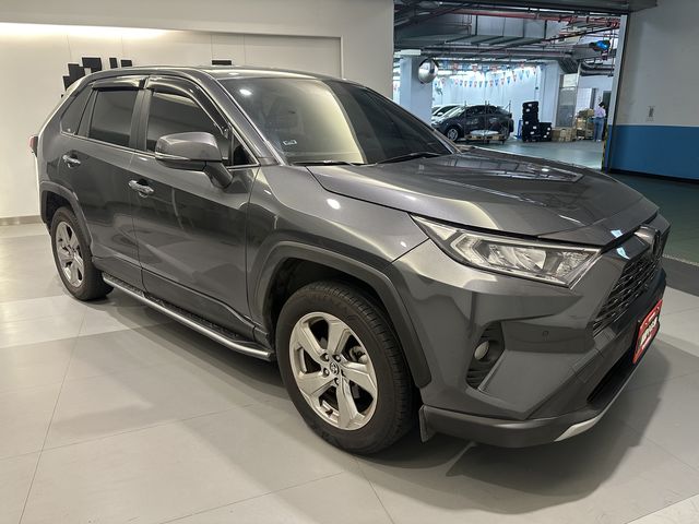 RAV4 2.0  第3張相片