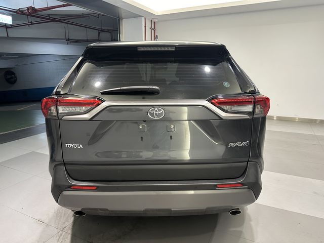 RAV4 2.0  第6張相片