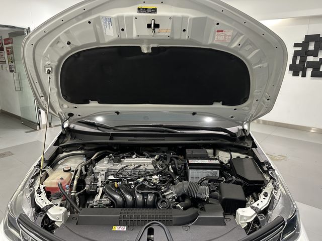 ALTIS 1.8  第10張相片