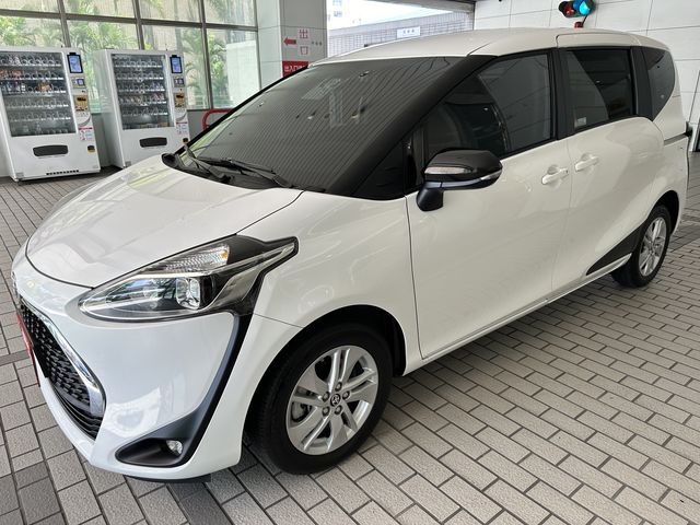 SIENTA 1.8  第1張相片