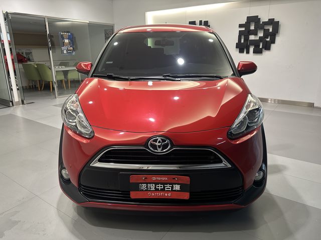 SIENTA 1.8  第2張相片