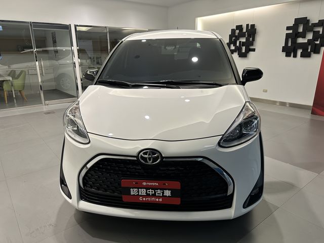 SIENTA 1.8  第2張相片