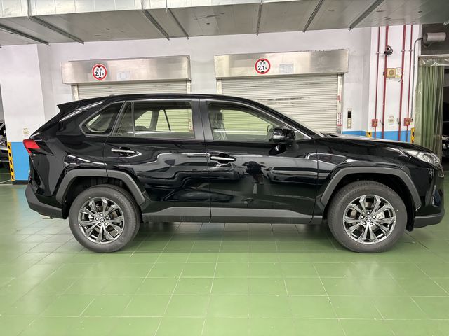 RAV4 2.0  第4張相片