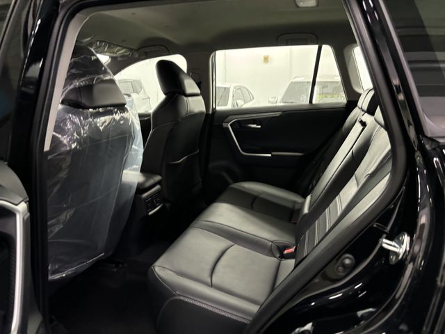 RAV4 2.0  第8張相片