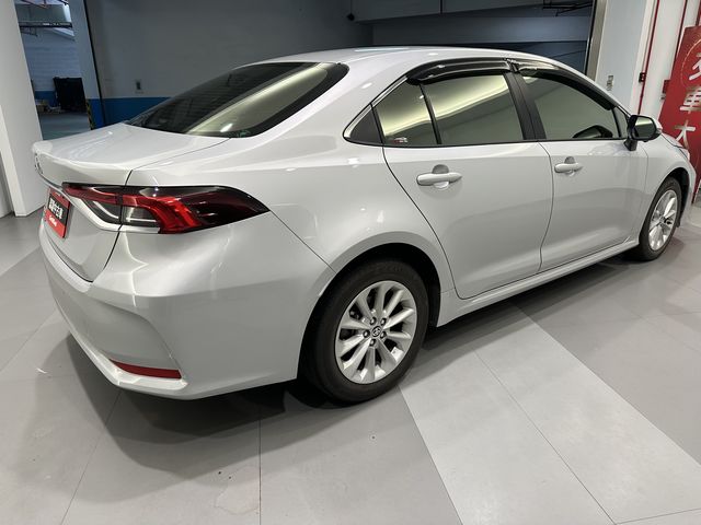 ALTIS 1.8  第5張相片