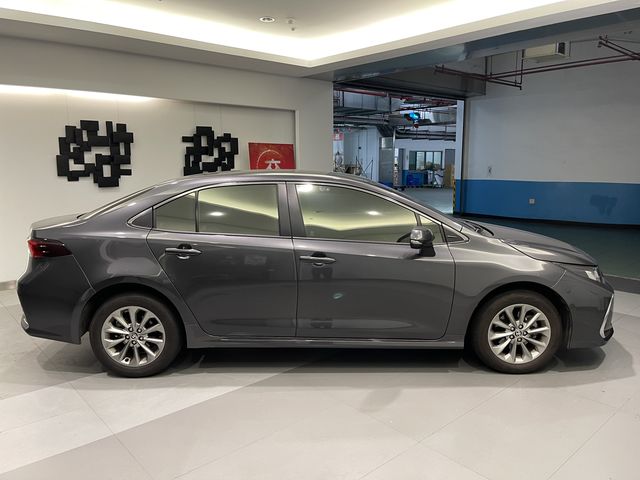 ALTIS 1.8  第4張相片