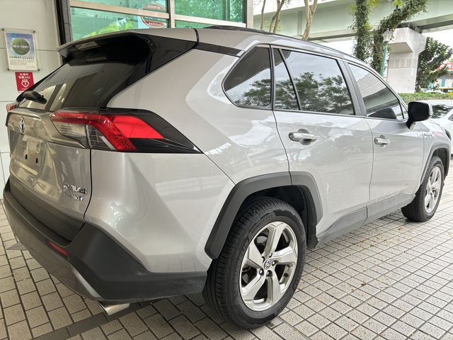 RAV4 2.5 HV  第5張相片