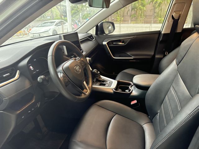 RAV4 2.5 HV  第9張相片