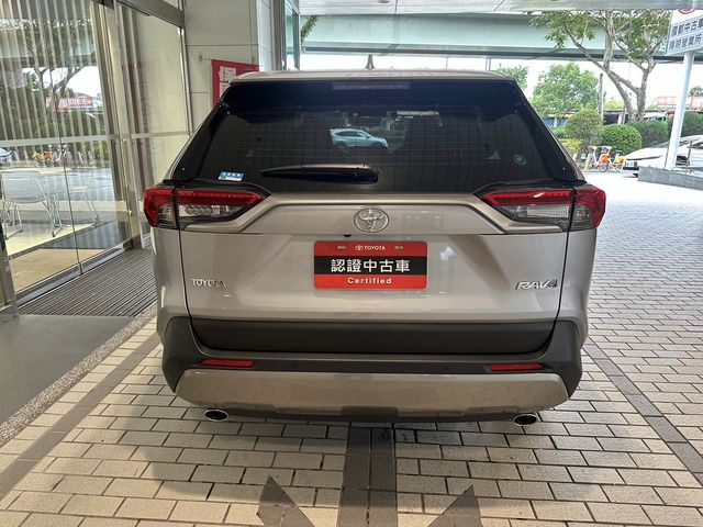 RAV4 2.0  第6張相片