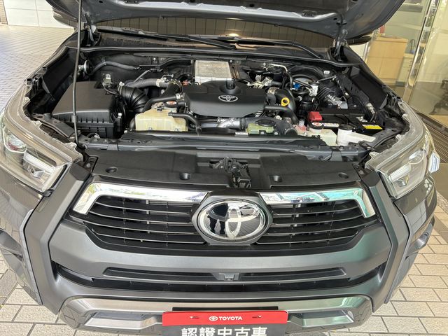 HILUX 2.8  第10張相片
