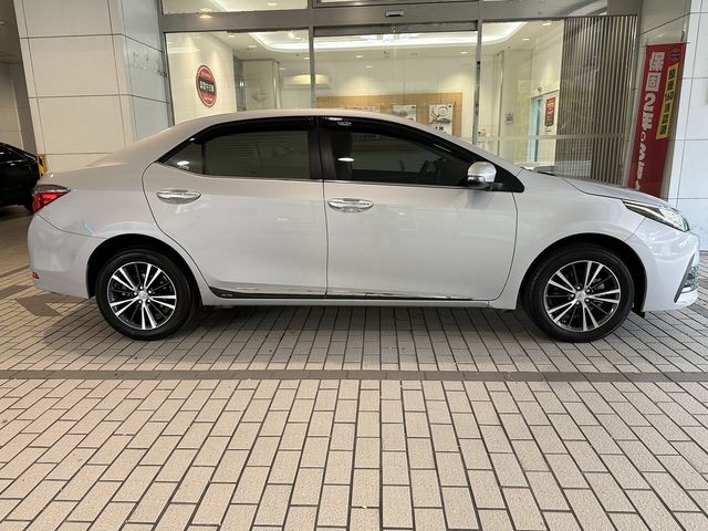 ALTIS 1.8  第4張相片