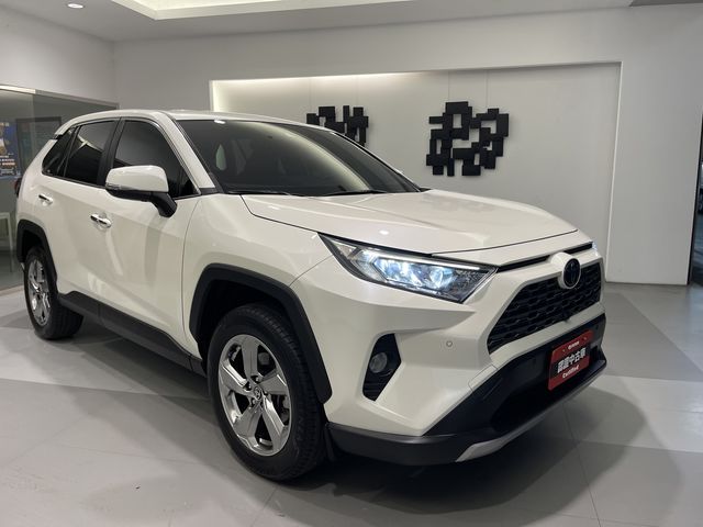 RAV4 2.0  第3張相片