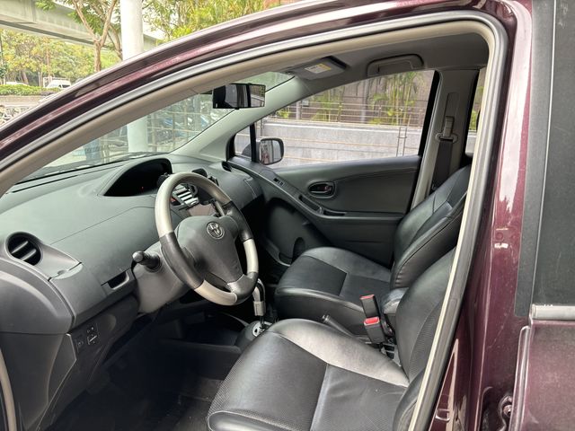 YARIS 1.5  第8張相片