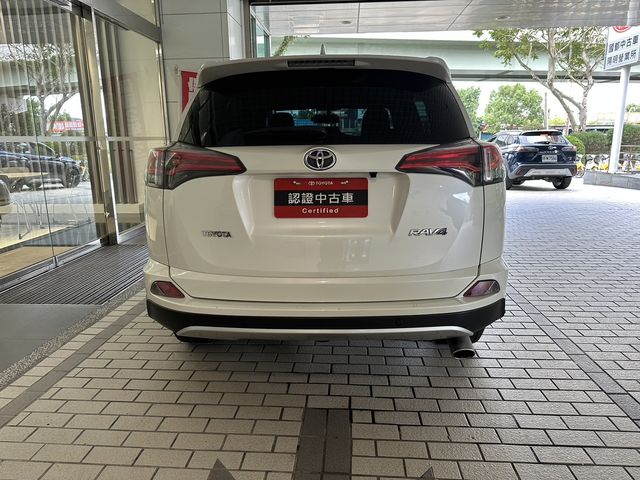RAV4 2.0  第6張相片