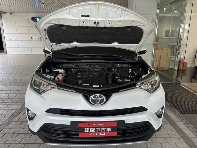 RAV4 2.0  第10張相片