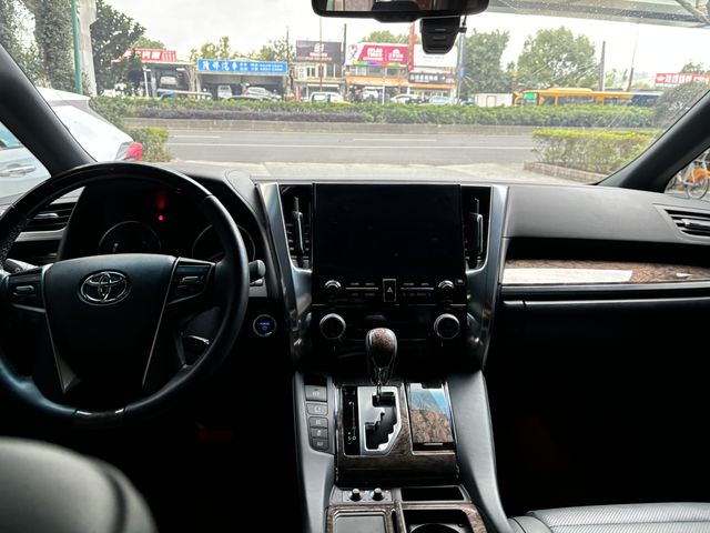 ALPHARD 2.5HV 4WD  第7張相片