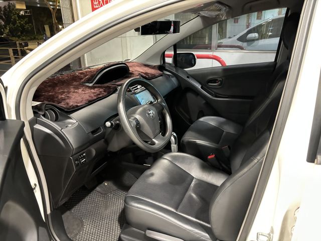 YARIS 1.5  第9張相片