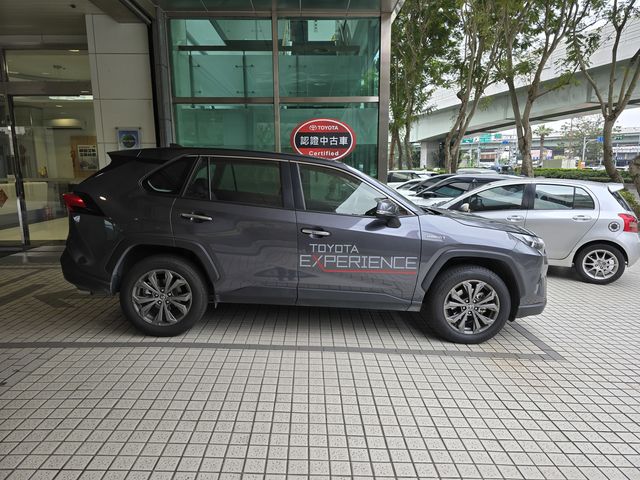 RAV4 2.5 HV  第4張相片