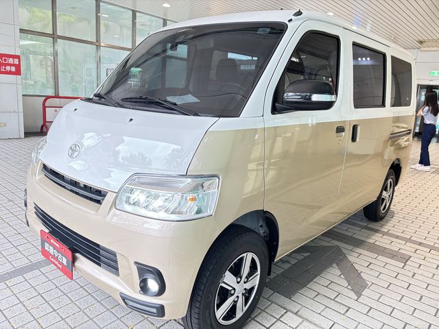TOWN ACE VAN 5人  第1張相片