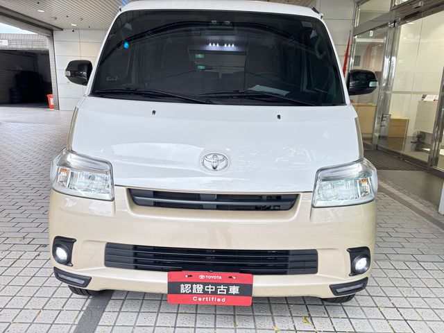 TOWN ACE VAN 5人  第2張相片