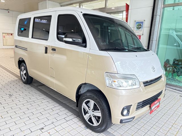 TOWN ACE VAN 5人  第3張相片